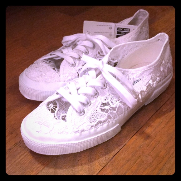 superga macrame